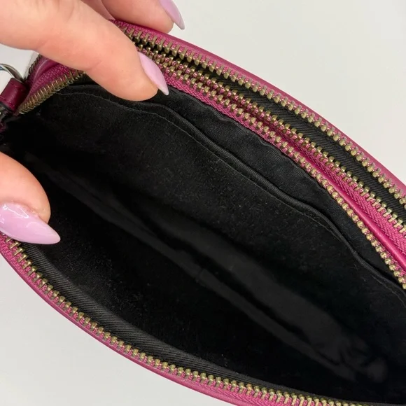 Coach Novelty Crossbody Pac Man NWT 👀 Rare 👀 Womans - Picture 12 of 12